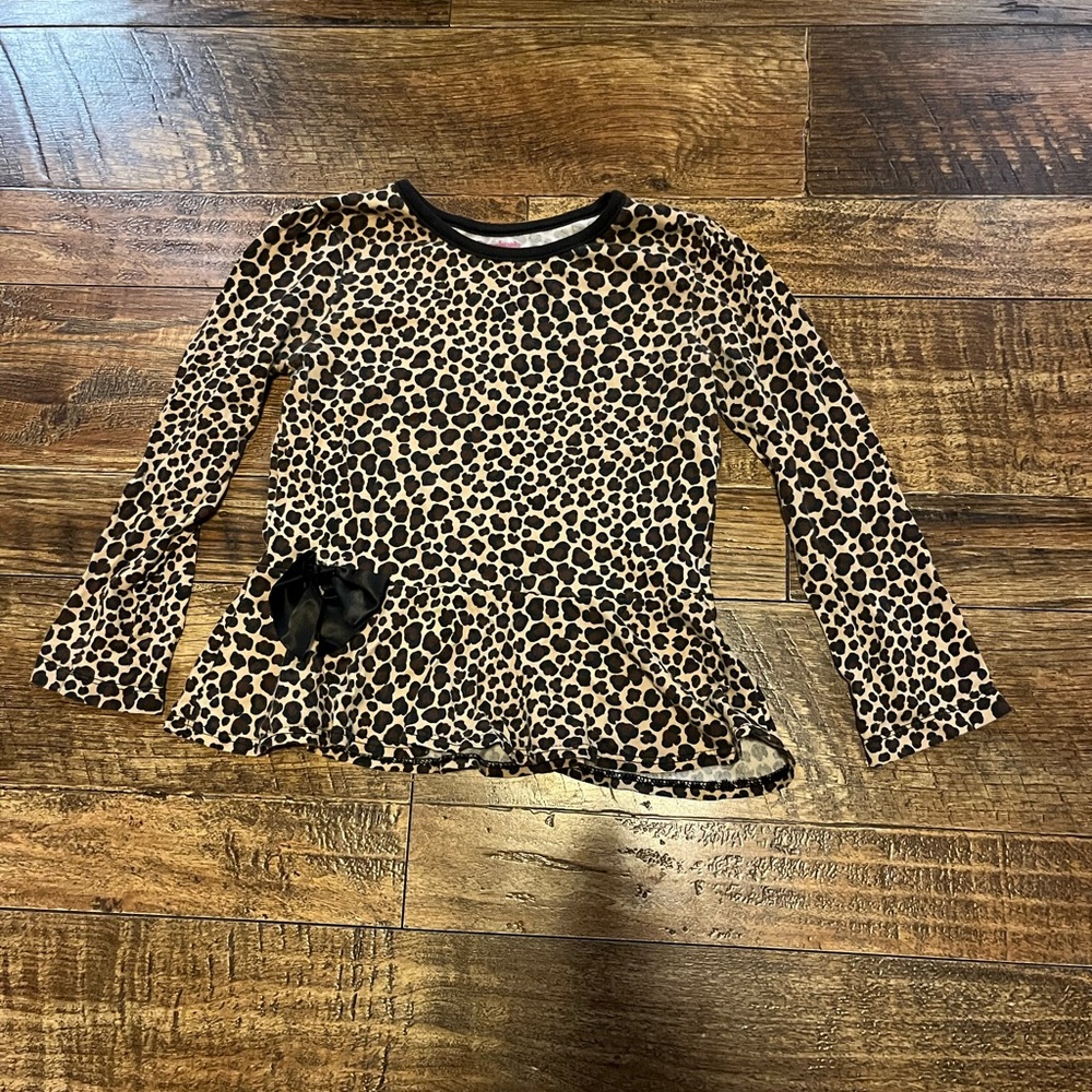 Chic Leopard Long Sleeve Kids Top